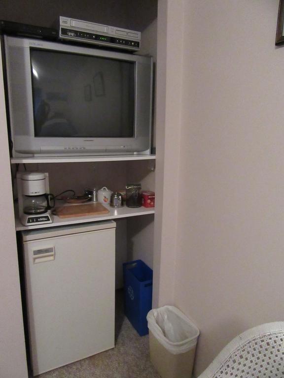 Davis Bay Bed & Breakfast Сешелт Экстерьер фото