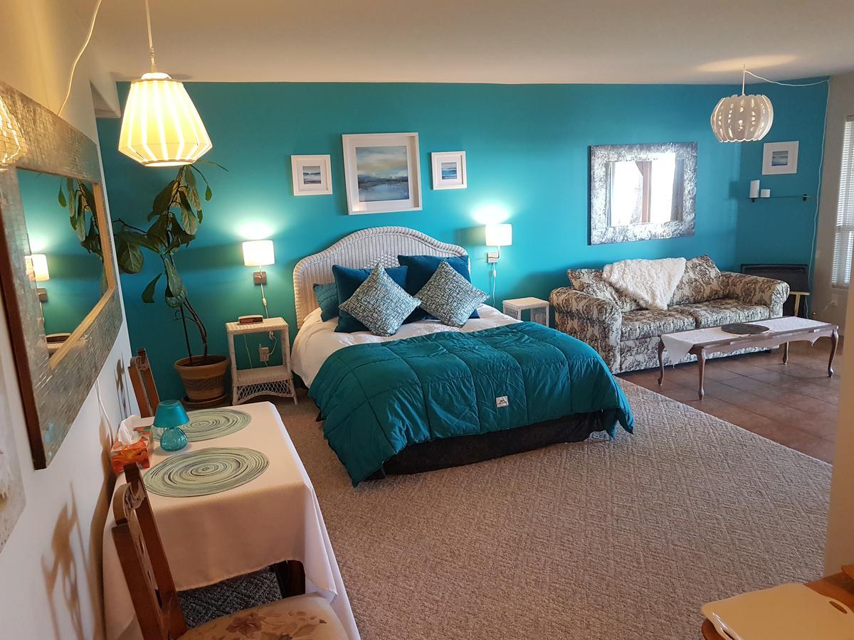 Davis Bay Bed & Breakfast Сешелт Экстерьер фото